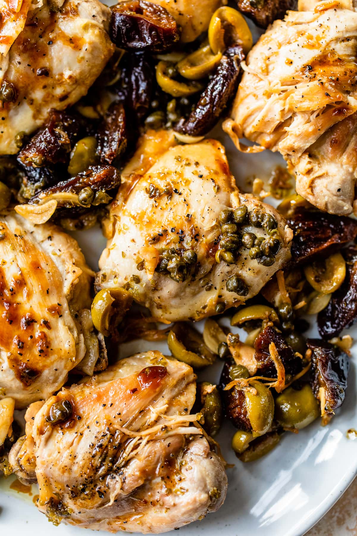 Chicken thighs, prunes and olives
